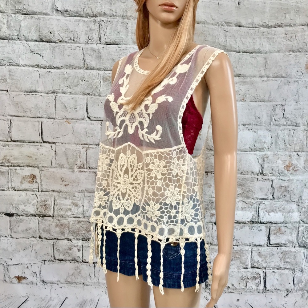 🔥NWT Boho Sheer Cream Top